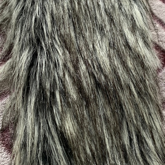 Mystic Wolf 🐺 Polka Dot Spirithood - Picture 5 of 8